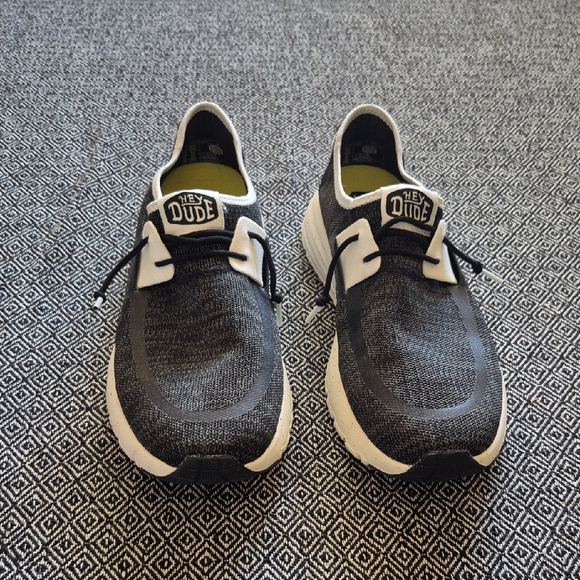 Hey Dude Sirocco Men's Slip On Sneakers Size 11 - Picture 2 of 9